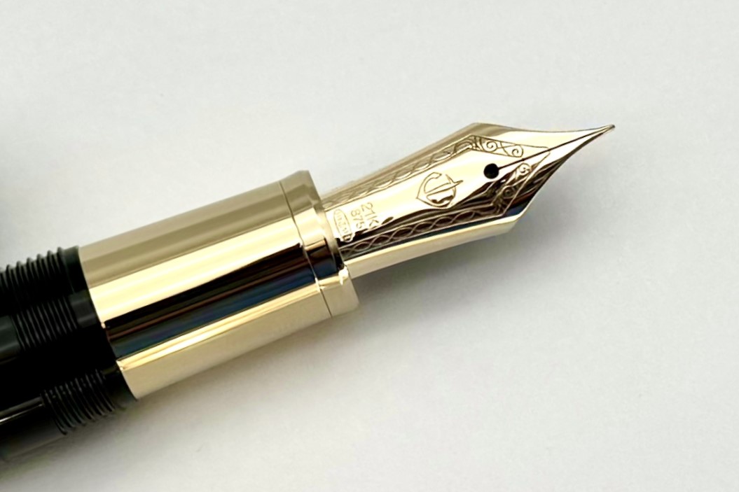 SailorLEProfessionalGearRoppongiGoldFP_I